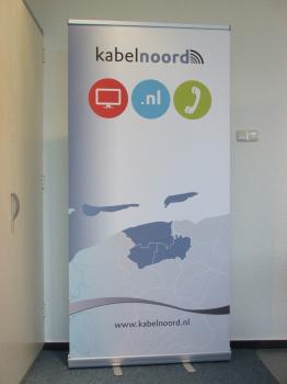  Roll up banners